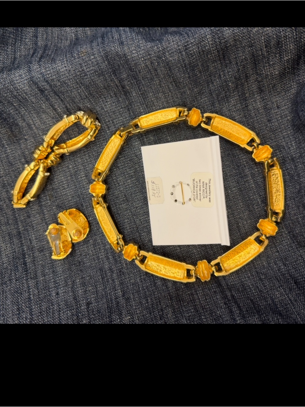 Nina Ricci 4 piece set Gold Tone Linked Necklace Bracelet & Clip-On Earrings